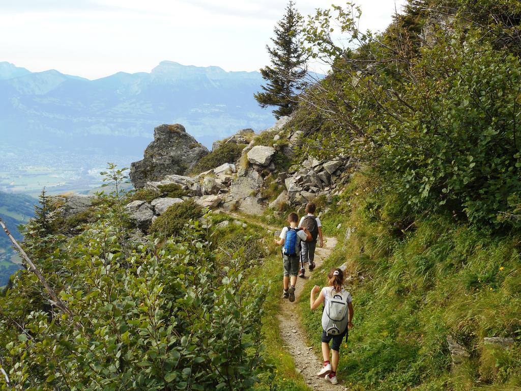 Gite Au Coeur Du Chalet En Belledonne Vers Prapoutel Les 7 Laux Sainte-Agnès Szoba fotó